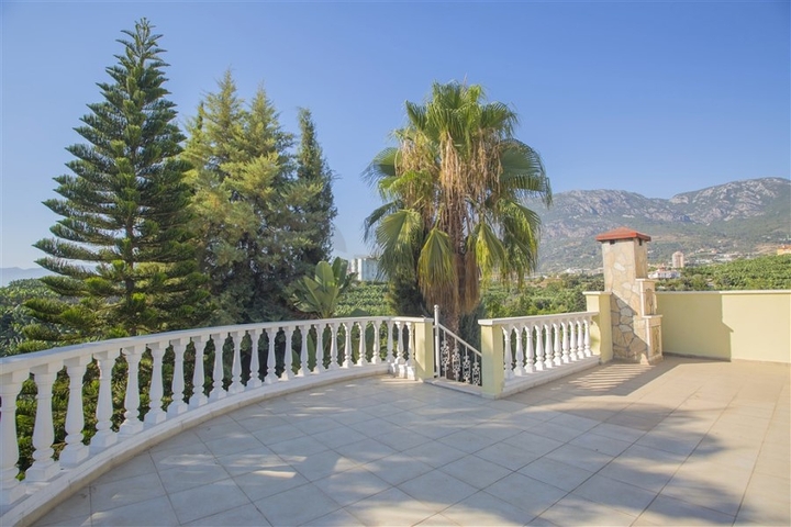 فيلا مفروشة 2 + 1 في محمودلار