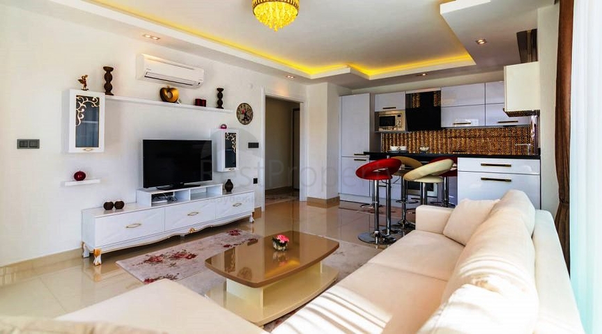 مجمع حديث في منطقة ماهموت لار – ألانيا