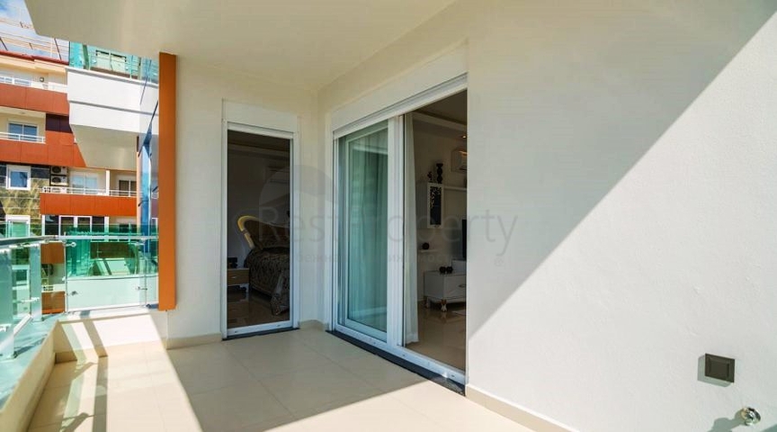 مجمع حديث في منطقة ماهموت لار – ألانيا