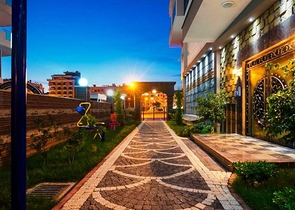 مجمع حديث في منطقة ماهموت لار – ألانيا