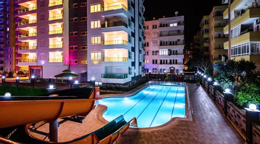 مجمع سكني مميز وفاخر في منطقة محمودلار – ألانيا