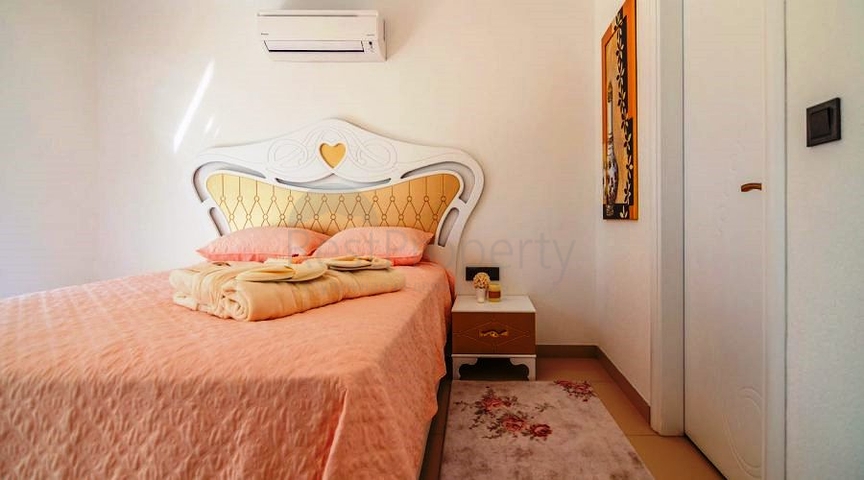 مجمع سكني مميز وفاخر في منطقة محمودلار – ألانيا