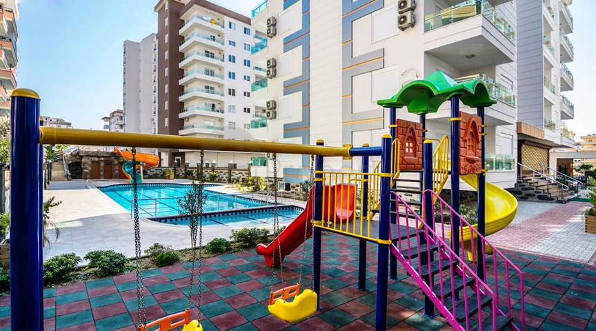 مجمع سكني مميز وفاخر في منطقة محمودلار – ألانيا