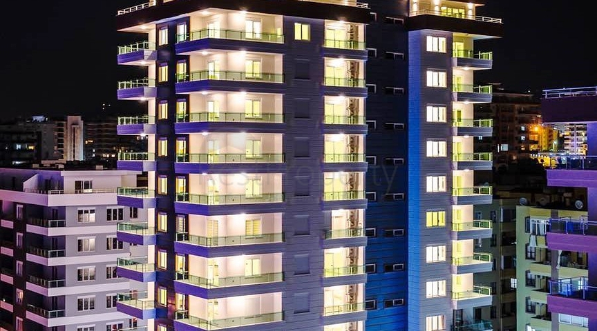 مجمع سكني مميز وفاخر في منطقة محمودلار – ألانيا