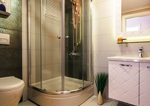 مجمع سكني مميز وفاخر في منطقة محمودلار – ألانيا