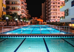 مجمع سكني مميز وفاخر في منطقة محمودلار – ألانيا