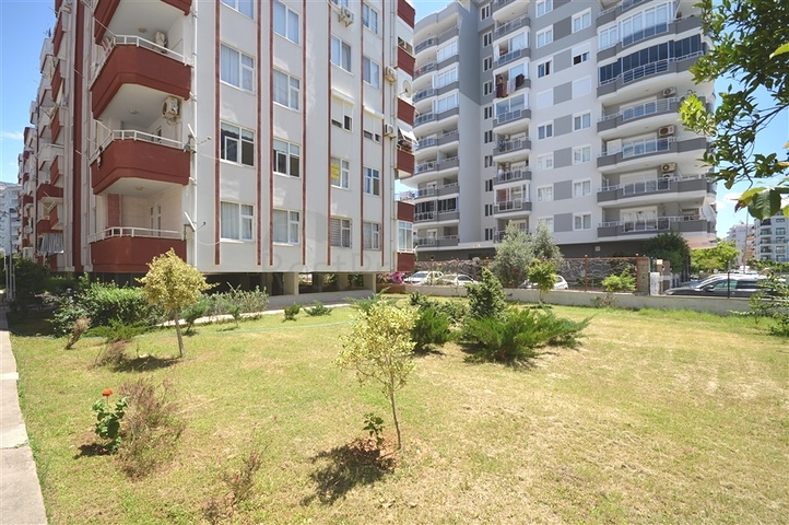 شقق للبيع في الانيا - 2 غرفة وصالة مفروشة -في محمودلار 