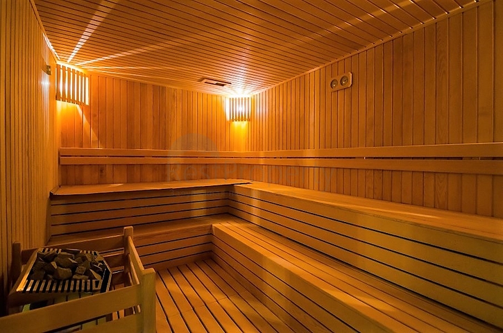 دوبلكس لعائلة كبيرة مع إمكانية الوصول إلى الحديقة