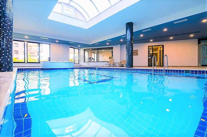 دوبلكس لعائلة كبيرة مع إمكانية الوصول إلى الحديقة