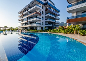 دوبلكس لعائلة كبيرة مع إمكانية الوصول إلى الحديقة