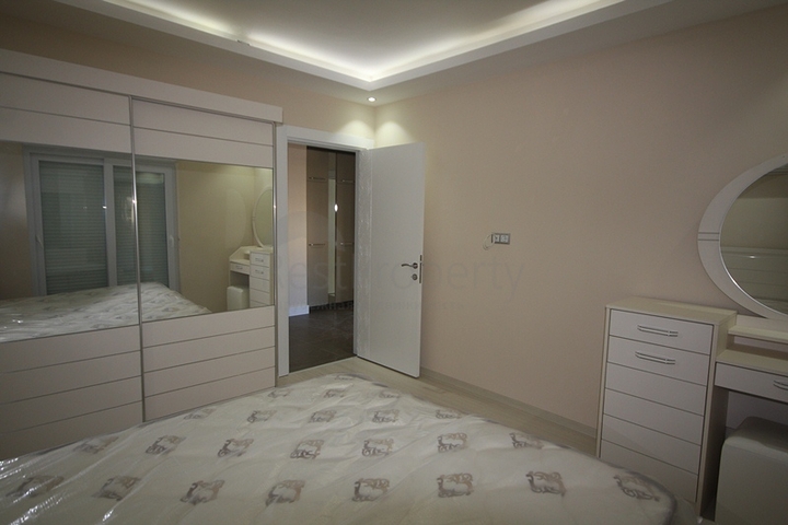 مجمع في المرحلة النهائية من البناء في كونيالتي ، أنطاليا