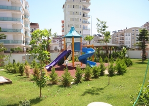 مجمع في المرحلة النهائية من البناء في كونيالتي ، أنطاليا