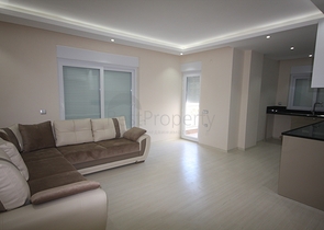 مجمع في المرحلة النهائية من البناء في كونيالتي ، أنطاليا