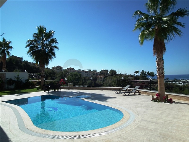 فلل بمساحات واسعة واطلالة بحر في كارجي جاك / الانيا 