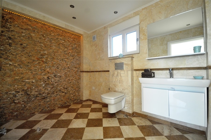 فلل بمساحات واسعة واطلالة بحر في كارجي جاك / الانيا 