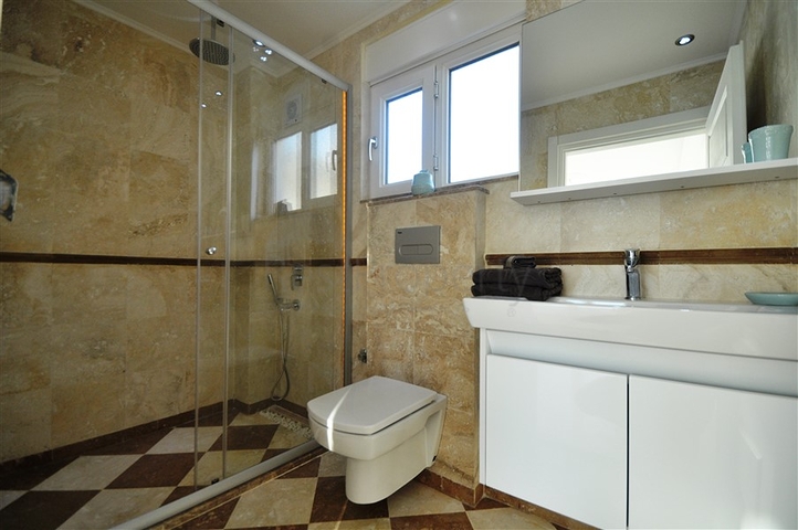 فلل بمساحات واسعة واطلالة بحر في كارجي جاك / الانيا 