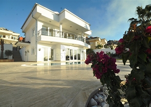 فلل بمساحات واسعة واطلالة بحر في كارجي جاك / الانيا 