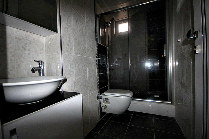 مجمع جديد في غوزيلوبا أنطاليا