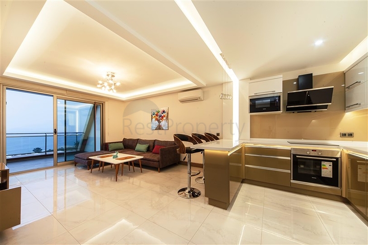 مجمع سكني فاخر حديث على الخط الأول من البحر في منطقة كارجي جاك – ألانيا