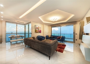 مجمع سكني فاخر حديث على الخط الأول من البحر في منطقة كارجي جاك – ألانيا