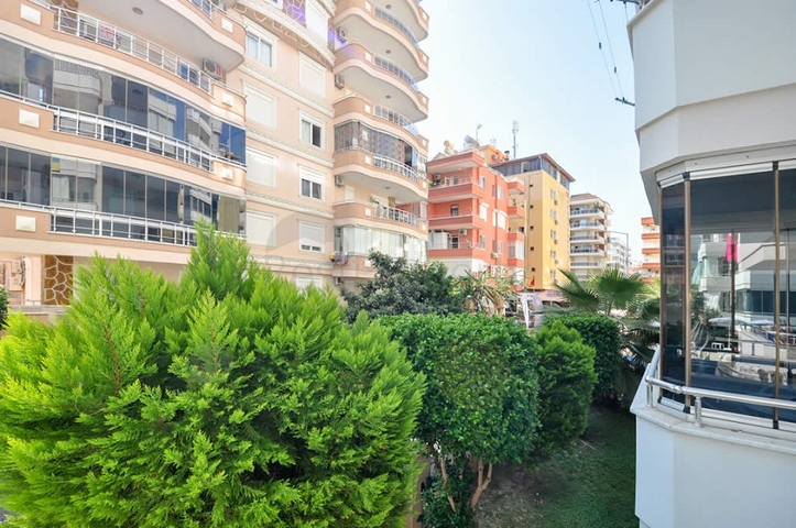 شقة مفروشة 1 + 1 في محمودلار