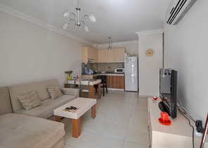 شقة مفروشة 1 + 1 في محمودلار