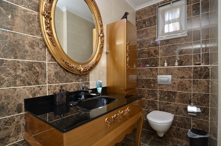 3 + 1 بنتهاوس في وسط ألانيا