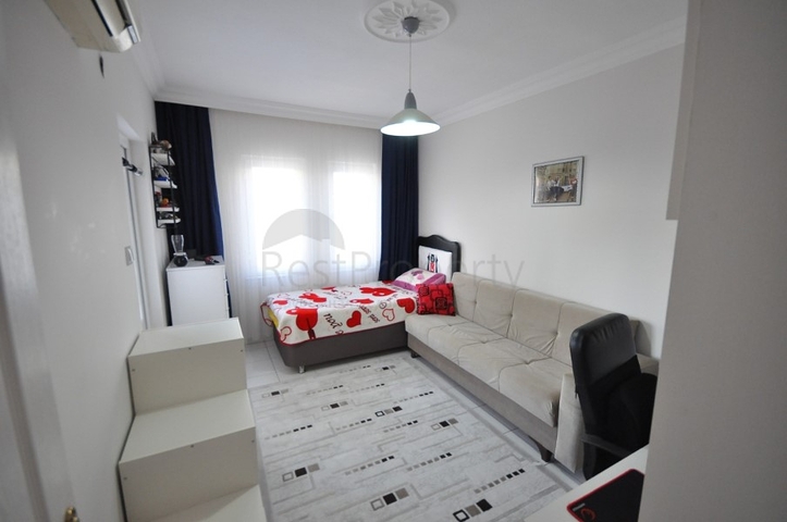 شقة 2+1 في مجمع مع حمامات سباحة في محمودلار