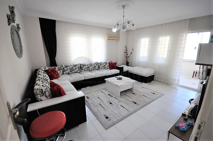 شقة 2+1 في مجمع مع حمامات سباحة في محمودلار