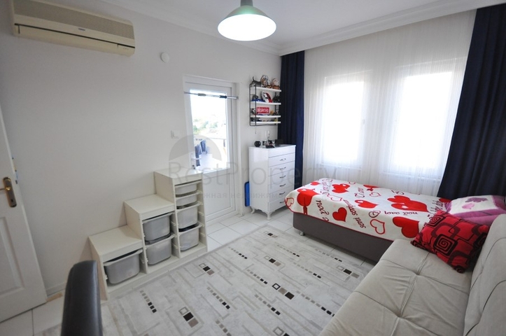 شقة 2+1 في مجمع مع حمامات سباحة في محمودلار