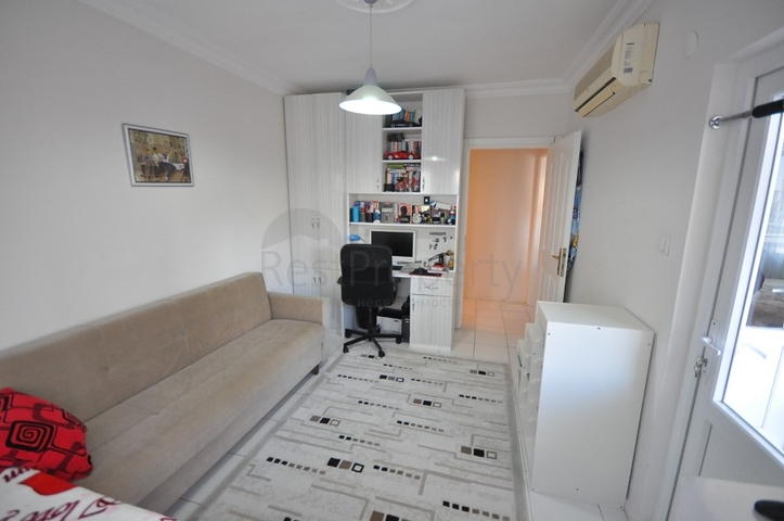 شقة 2+1 في مجمع مع حمامات سباحة في محمودلار