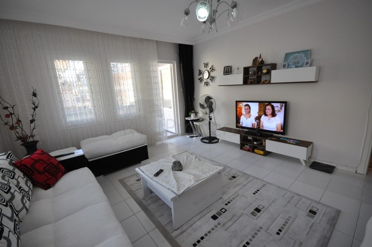 شقة 2+1 في مجمع مع حمامات سباحة في محمودلار