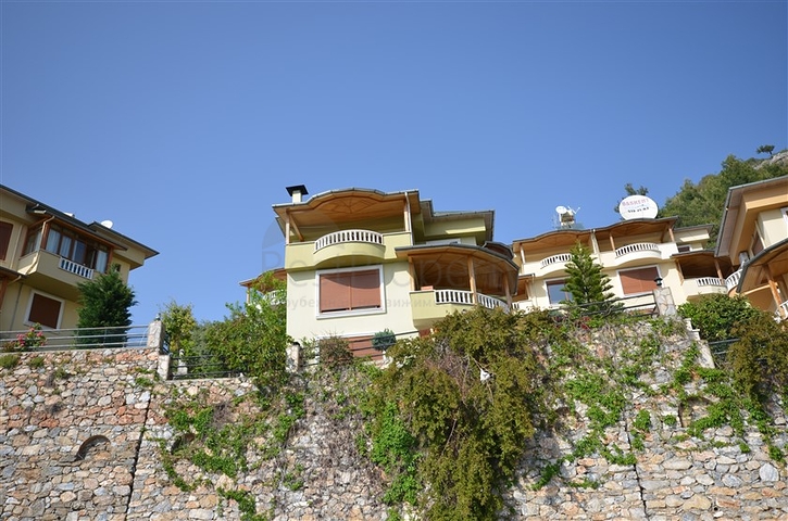 فيلا مستقلة من المالك مباشرة بإطلالة مميزة في مركز ألانيا