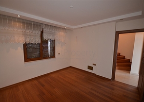 فيلا مستقلة من المالك مباشرة بإطلالة مميزة في مركز ألانيا