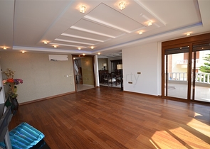 فيلا مستقلة من المالك مباشرة بإطلالة مميزة في مركز ألانيا