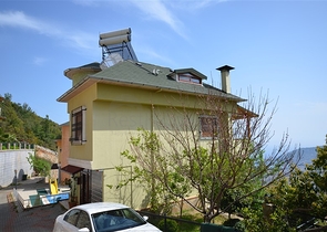 فيلا مستقلة من المالك مباشرة بإطلالة مميزة في مركز ألانيا