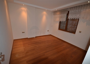 فيلا مستقلة من المالك مباشرة بإطلالة مميزة في مركز ألانيا