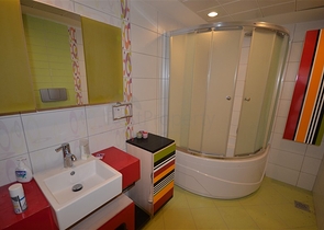 فيلا مستقلة من المالك مباشرة بإطلالة مميزة في مركز ألانيا