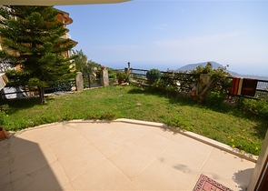 فيلا مستقلة من المالك مباشرة بإطلالة مميزة في مركز ألانيا