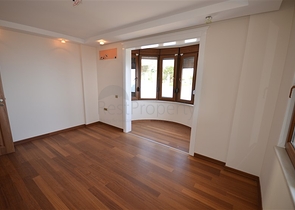 فيلا مستقلة من المالك مباشرة بإطلالة مميزة في مركز ألانيا