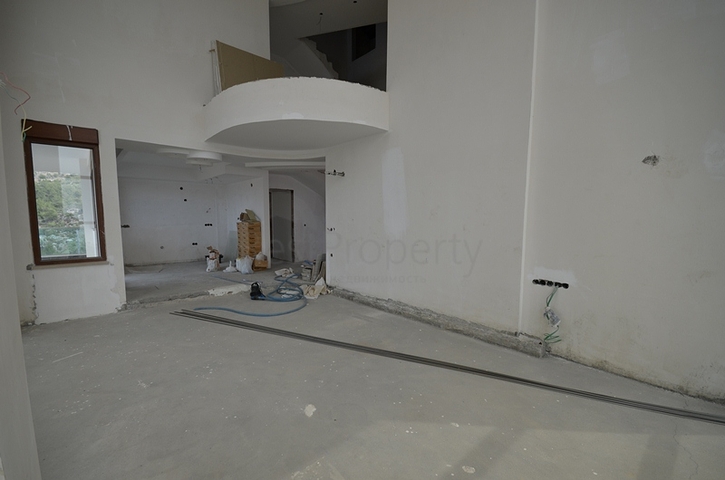 فيلا مميزة من قبل شركة البناء في منطقة جكجيلي – ألانيا 