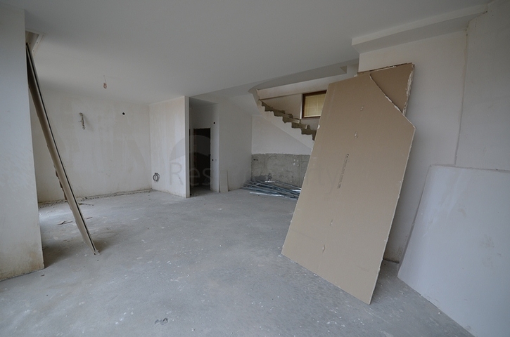 فيلا مميزة من قبل شركة البناء في منطقة جكجيلي – ألانيا 