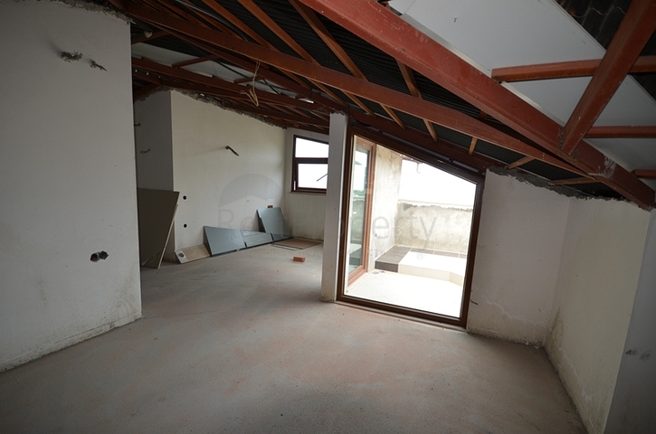 فيلا مميزة من قبل شركة البناء في منطقة جكجيلي – ألانيا 