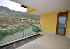 فيلا مميزة من قبل شركة البناء في منطقة جكجيلي – ألانيا 