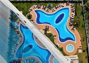 شقق ضمن مجمع سكني على الطراز الفاخر في منطقة محمودلار - ألانيا