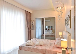 شقق ضمن مجمع سكني على الطراز الفاخر في منطقة محمودلار - ألانيا