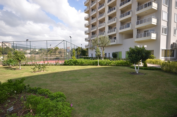  شقق ضمن مجمع سكني حديث في افسلار / الانيا 