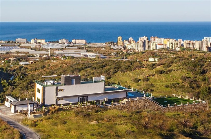 فيلا فاخرة في كاركي جاك / الانيا