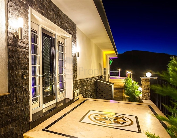 فيلا فاخرة في كاركي جاك / الانيا