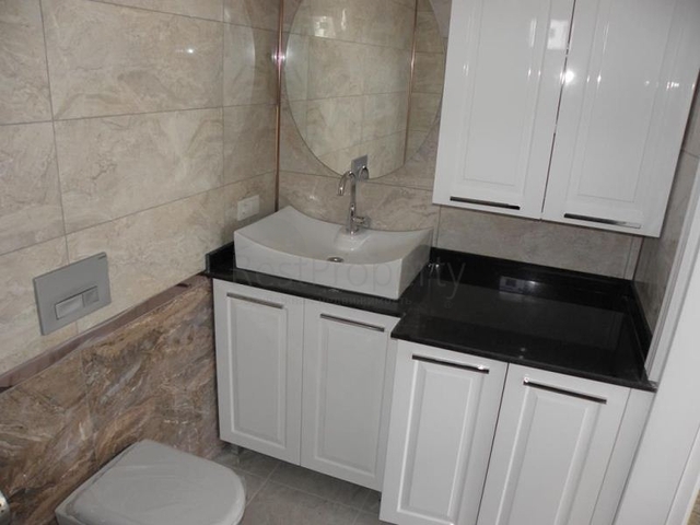 فيلا ضمن مجمع سكني على مسافة قريبة من البحر في منطقة كوناكليه – ألانيا 